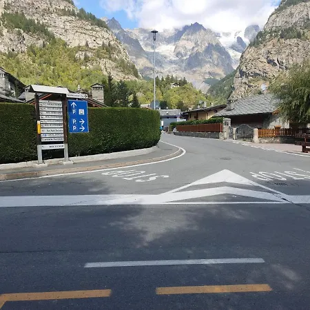 Comfort 2 Levels Courmayeur