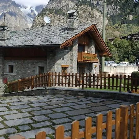 Comfort 2 Levels * Courmayeur